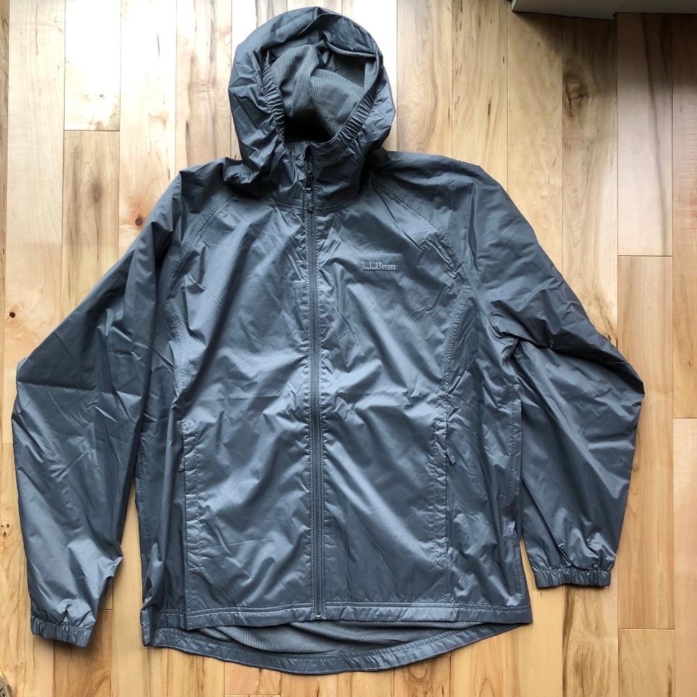 LL Bean Men's Rain Jacket NWOT‎